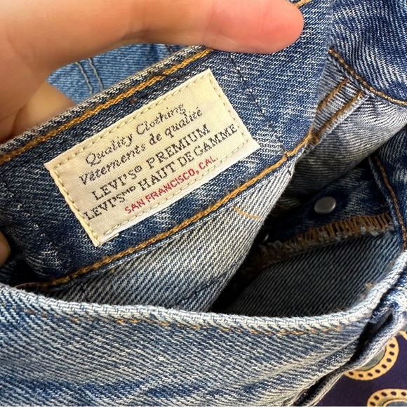 Levi’s 501 high waisted jean shorts - Picture 8 of 10